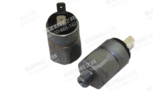 柳工挖掘機機油傳感器